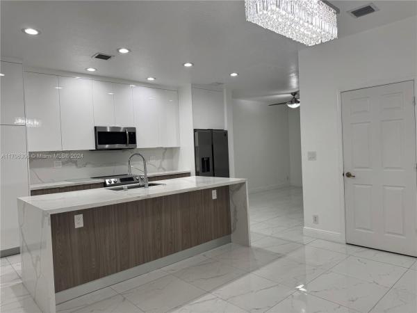 Pelican Pointe, 11650 NW 47th Dr #11650, Coral Springs, Florida 33076, image 1