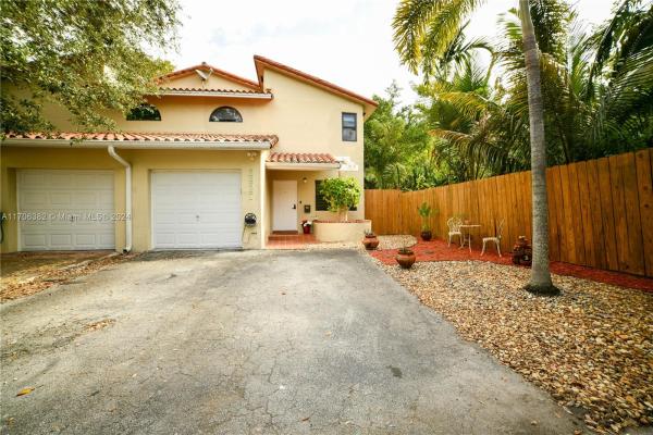 Catalina Grove Villas, 2927 Catalina St #4, Miami, Florida 33133, image 1