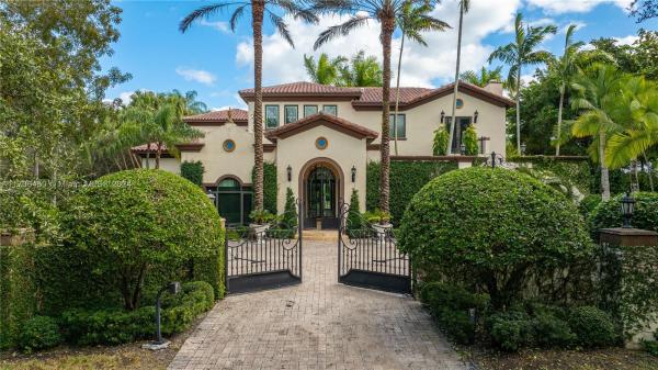 Helms Country Estates, 10401 SW 64th Ave, Pinecrest, Florida 33156, image 1