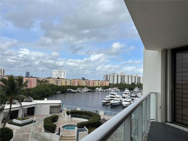 Marina Tower, 19500 Turnberry Way #5C, Aventura, Florida 33180, image 1