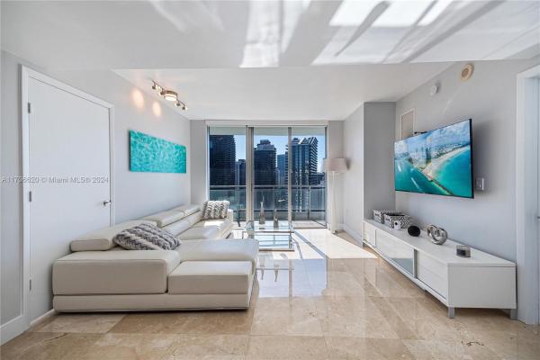Mint At Riverfront, 92 SW 3rd St #3802, Miami, Florida 33130, image 1