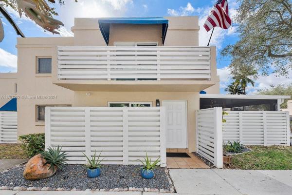 Arbor Courts, 14347 SW 98th Ter, The Hammocks, Florida 33186, image 1