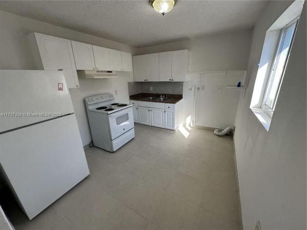 Washington Park, 424 NW 13th St #424, Florida City, Florida 33034, image 1