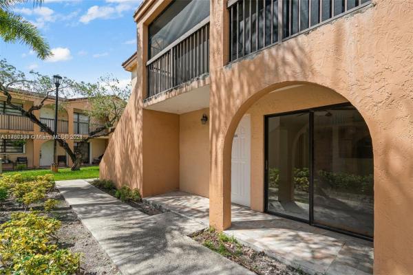 Moors Pointe, 18330 Mediterranean Blvd #3-23, Hialeah, Florida 33015, image 1