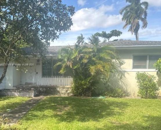 1371 NE 115th St, Unincorporated Dade County, Florida 33161, image 1