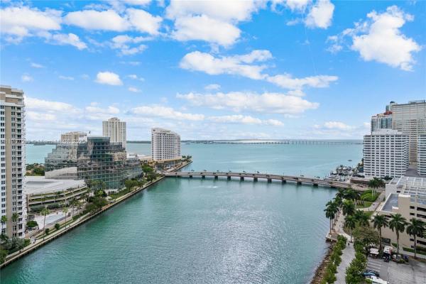 Icon Brickell Tower 2, 495 Brickell Ave #1702, Miami, Florida 33131, image 1