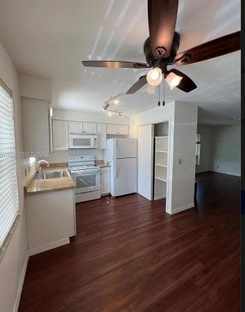Orangebrook Golf Apartments, 3600 Jackson St #8, Hollywood, Florida 33021, image 1