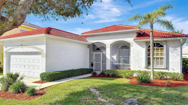 North Gate, 460 SE 25th Dr, Homestead, Florida 33033, image 1