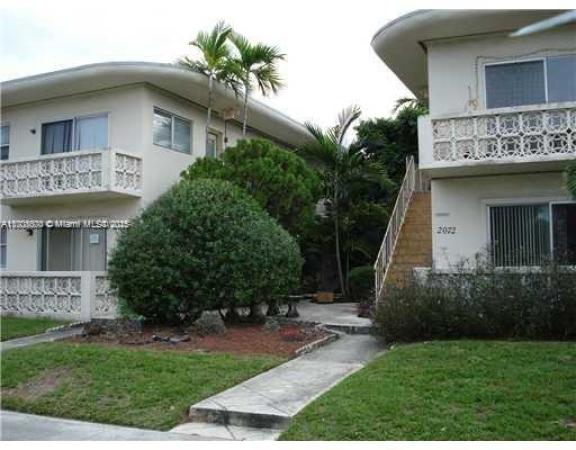 2072 NE 169 St, 2072 NE 169th St #2, North Miami Beach, Florida 33162, image 1
