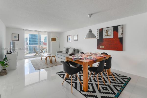 The Club At Brickell Bay, 1200 Brickell Bay Dr #2617, Miami, Florida 33131, image 1