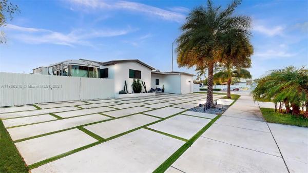 Westchester Residential, 8630 SW 20th St, Westchester, Florida 33155, image 1
