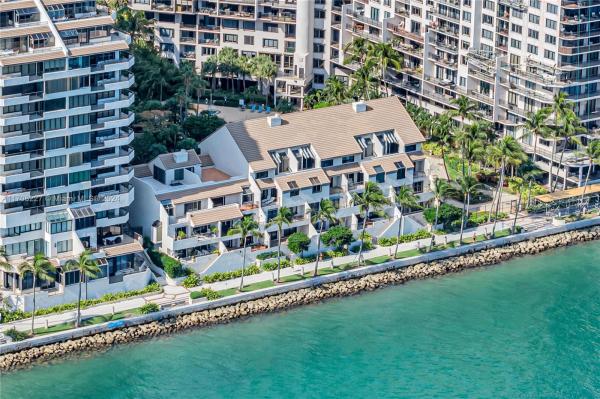 Brickell Key One, 520 Brickell Key Dr #A-BH25, Miami, Florida 33131, image 2