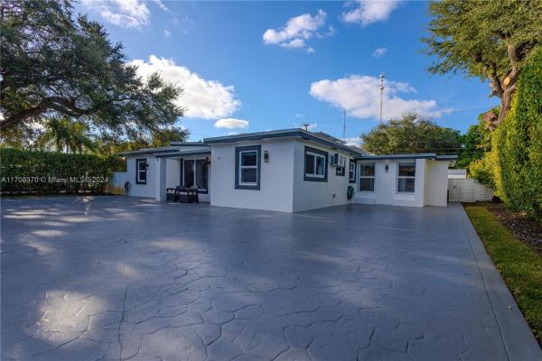 Miami Gardens Estates, 104 Clifton Rd, West Park, Florida 33023, image 1