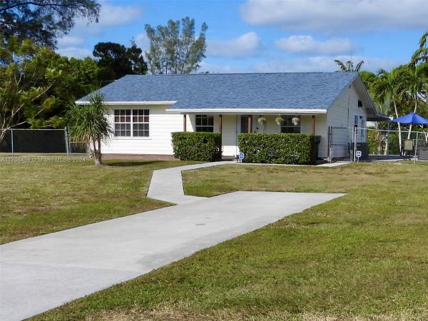 Palm Beach Ranchettes, 8605 Pinto Dr, Lake Worth Beach, Florida 33467, image 1