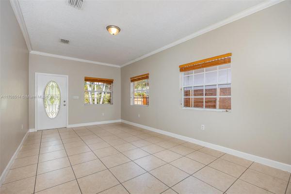 15744 SW 69th Ln, Unincorporated Dade County, Florida 33193, image 3
