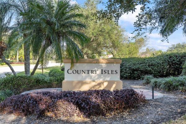 Patio Homes 1 At Country Isles, 2207 Charleston, Weston, Florida 33326, image 1