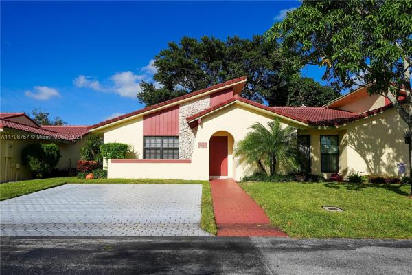 Alhambra Circle, 9535 Toledo Ln, Davie, Florida 33324, image 1