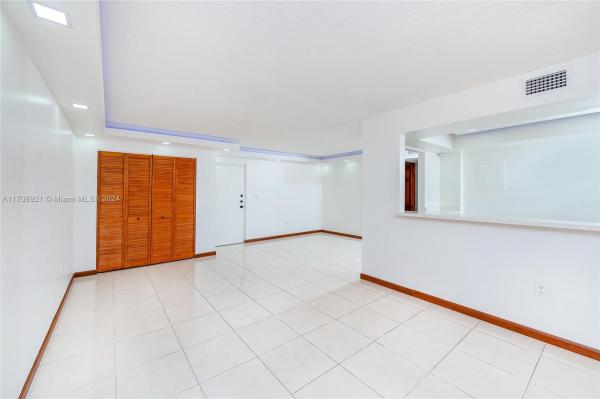 Versailles Gardens, 9440 W Flagler St #213, Fountainebleau, Florida 33174, image 1