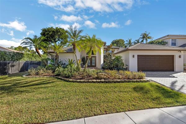 Hampton Lake, 567 Stonemont Dr, Weston, Florida 33326, image 1