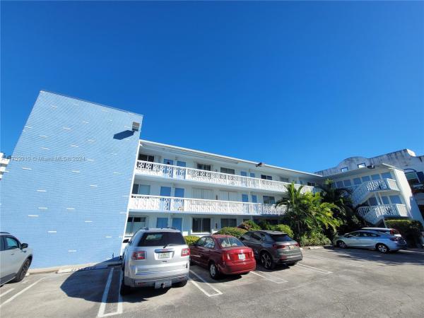 The Golden Key, 1120 102nd St #14, Bay Harbor Islands, Florida 33154, image 1