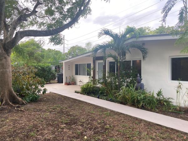 Tobler Terrace, 565 NW 127th St, North Miami, Florida 33168, image 1