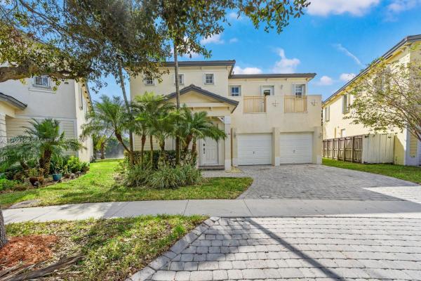 Corsica At The Oasis, 3130 NE 1st Dr, Homestead, Florida 33033, image 1