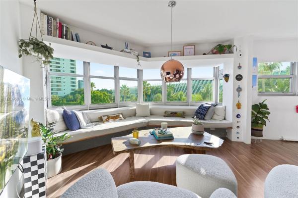 Octagon Towers, 1881 Washington Ave #4G, Miami Beach, Florida 33139, image 1