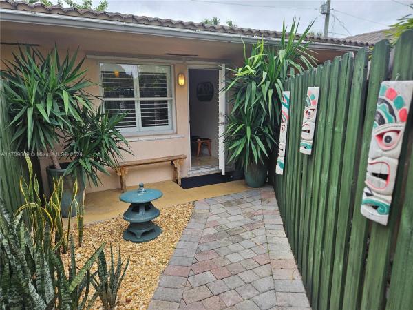 Villa Sunray, 728 NE 13th Ct #13, Fort Lauderdale, Florida 33304, image 1
