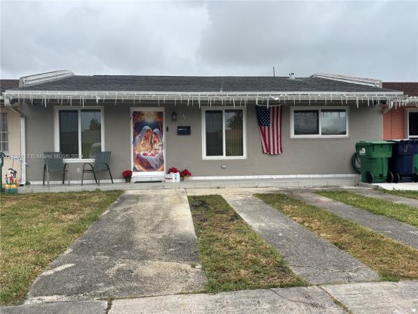 Royale Green, 4253 SW 129th Pl, Kendale Lakes, Florida 33175, image 1