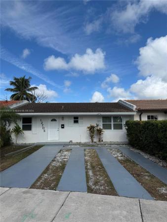 Royale Green, 12705 SW 54th St, Kendale Lakes, Florida 33175, image 1