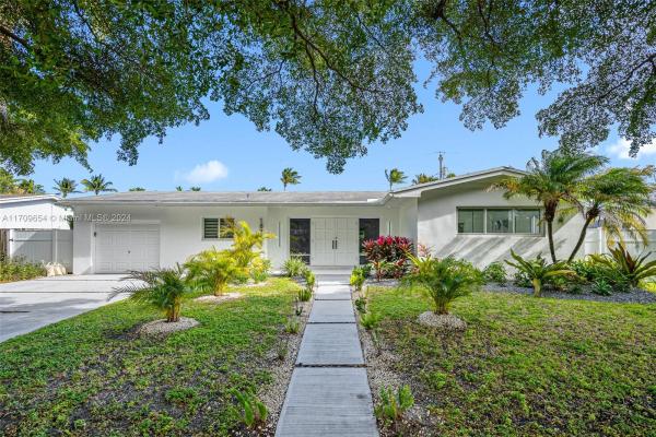 Sky Lake, 18891 NE 20th Ave, North Miami Beach, Florida 33179, image 1