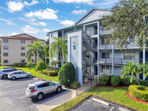 Buckingham At Century Village, 900 SW 125th Way #304R, Pembroke Pines, Florida 33027, image 1