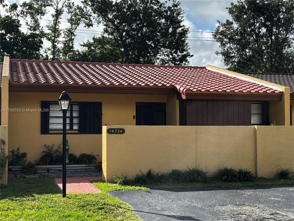 Walden Pond, 14734 SW 87th Ter 0, Kendall West, Florida 33193, image 1