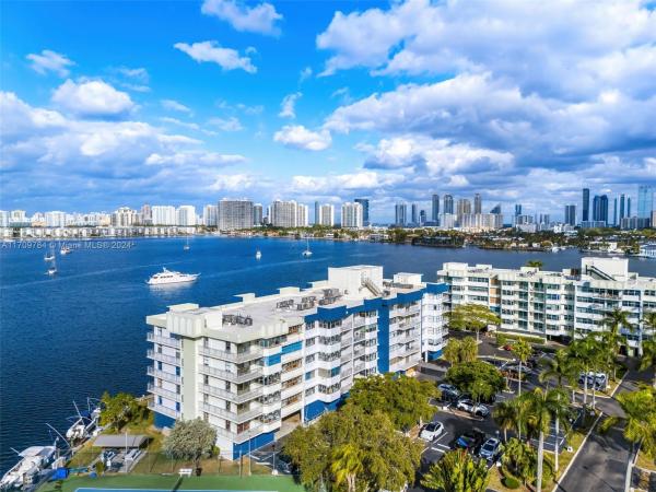 Reef North, 16546 NE 26th Ave #3J, North Miami Beach, Florida 33160, image 1