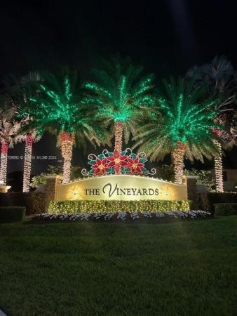 Chateau At The Vineyards, 3753 SE 1st St, Homestead, Florida 33033, image 1