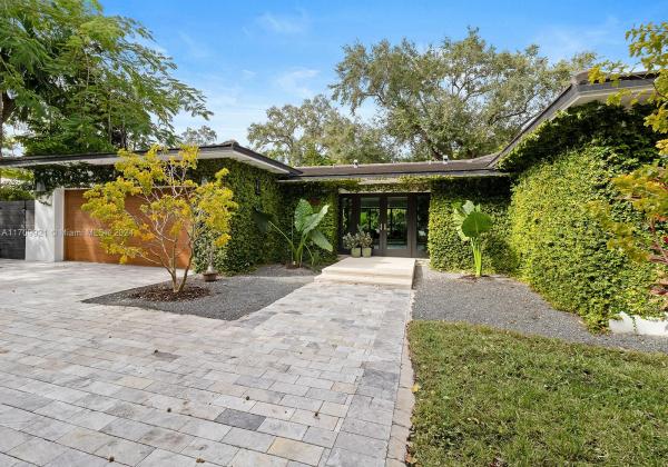 Bay Heights, 264 E Shore Dr, Miami, Florida 33133, image 1