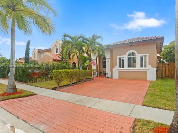 Meghans Place, 2534 NE 41st Ave, Homestead, Florida 33033, image 3