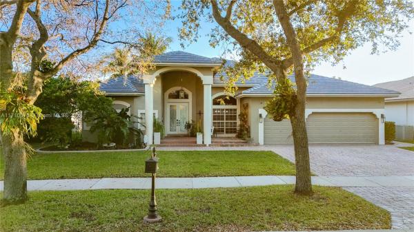 Diamond Head, 8942 NW 38th St, Cooper City, Florida 33024, image 1