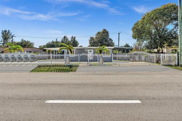 Bunche Park, 2260 NW 167th St, Miami Gardens, Florida 33054, image 1