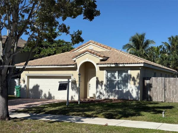 16605 SW 68th Ter, Unincorporated Dade County, Florida 33193, image 3