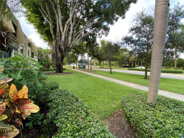 Villa Dorada, 20300 W Country Club Dr #106-3, Aventura, Florida 33180, image 3