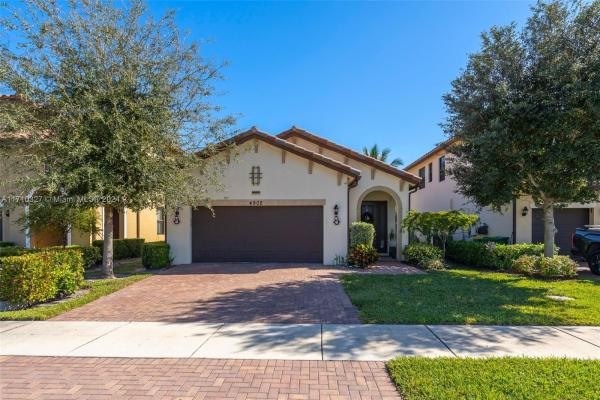 Manor Parc, 4902 NW 48th Ln, Tamarac, Florida 33319, image 1