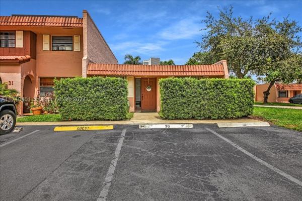 Valencia Village, 30 Toledo Ct #5-35, Davie, Florida 33324, image 3