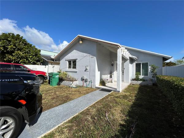 Sunny Gardens Estates, 15423 SW 112th Pl, Palmetto Estates, Florida 33157, image 1