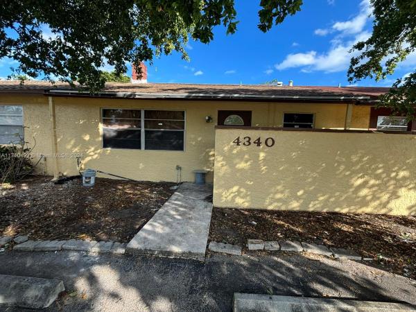 Lake Island, 4340 NW 5th Ave #4340, Deerfield Beach, Florida 33064, image 1