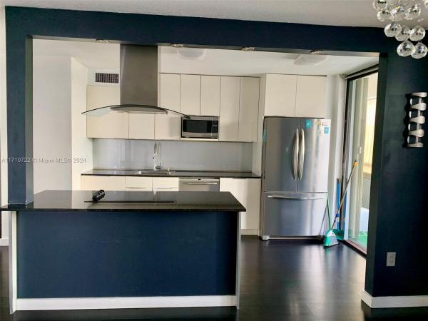 Parkview Plaza, 7300 Wayne Ave #420, Miami Beach, Florida 33141, image 1
