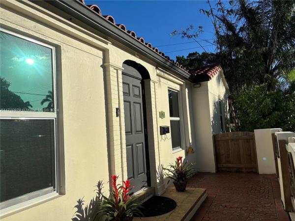 Hollywood Lakes, 405 S 16th Ave, Hollywood, Florida 33020, image 3