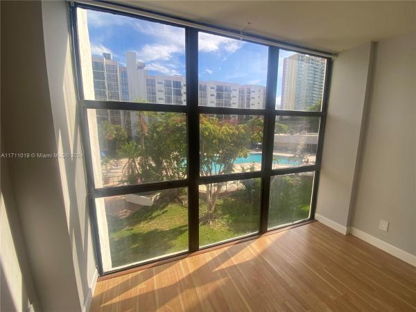Plaza Of The Americas, 17011 N Bay Rd #312, Sunny Isles Beach, Florida 33160, image 1