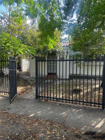 Shadowlawn, 90 ne 48th street NE Buena Vis, Miami, Florida 33137, image 1