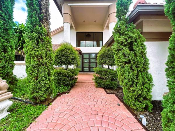 Les Jardins At Woodmont, 7720 NW 86th Way, Tamarac, Florida 33321, image 1